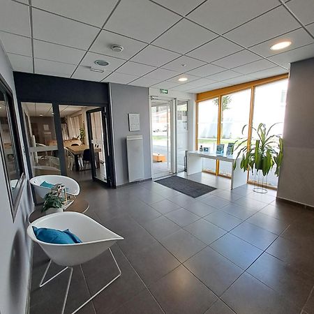 Résidence UXCO H2O ex Suiteasy La Rochelle  Esterno foto