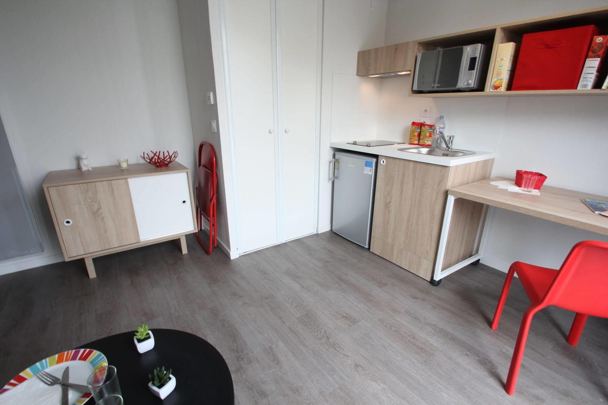 Résidence UXCO H2O ex Suiteasy La Rochelle  Esterno foto