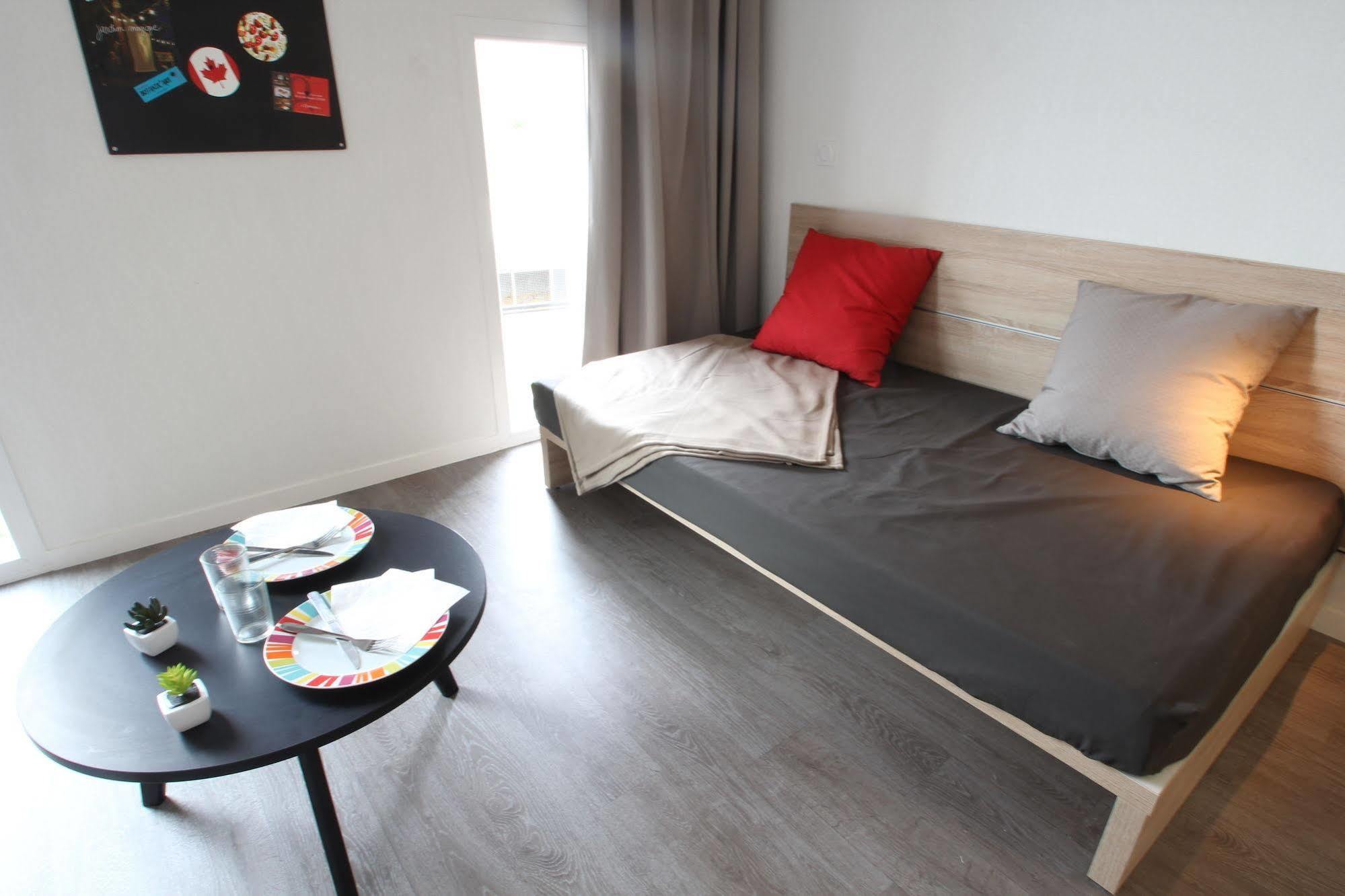 Résidence UXCO H2O ex Suiteasy La Rochelle  Esterno foto